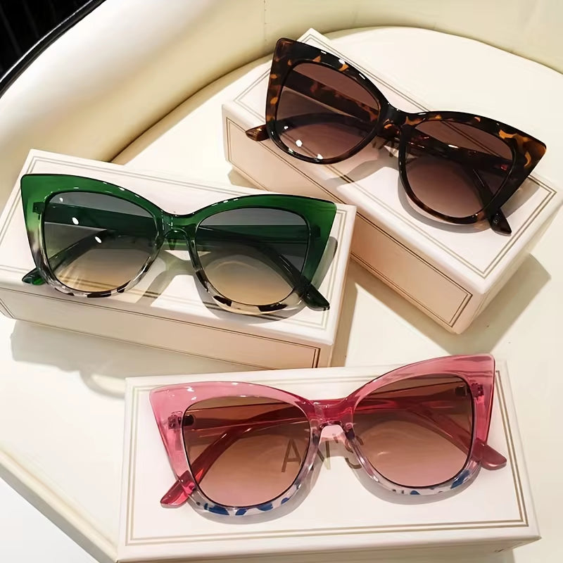 2026 New Style Women'S Cat'S Eye Box Simple Gradient Color Matching Sunglasses-Joker Fashion Glasses