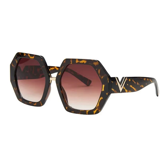 2025 Luxury Square Sunglasses Ladies Fashion Glasses Classic Brand Designer Retro Sun Glasses Women Sexy Eyewear Unisex Shades